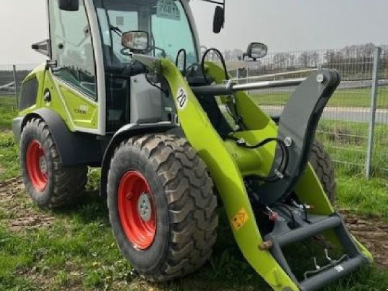 Radlader of the type CLAAS TORION 530, Neumaschine in Bad Abbach (Picture 1)