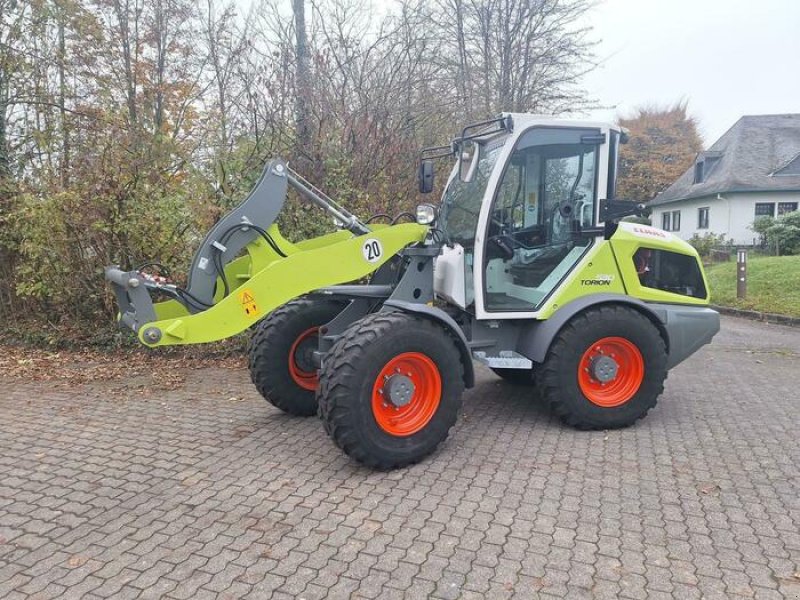 Radlader des Typs CLAAS TORION 530, Neumaschine in Kürten-Neuensaal