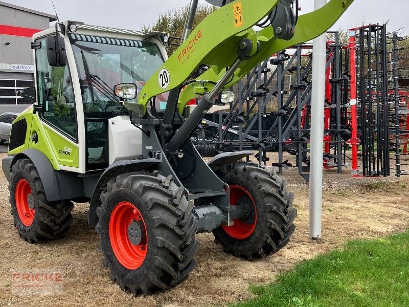 Radlader of the type CLAAS Torion 530, Neumaschine in Bockel - Gyhum (Picture 1)