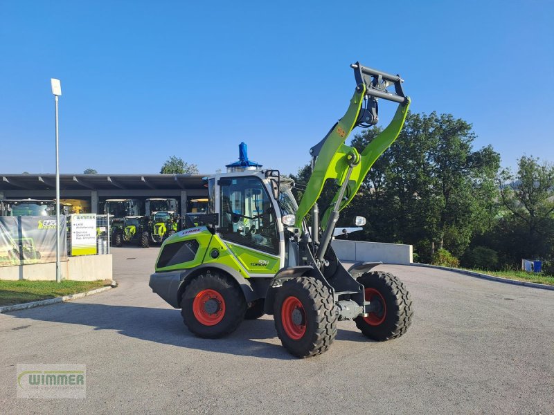 Radlader of the type CLAAS Torion 530, Neumaschine in Kematen