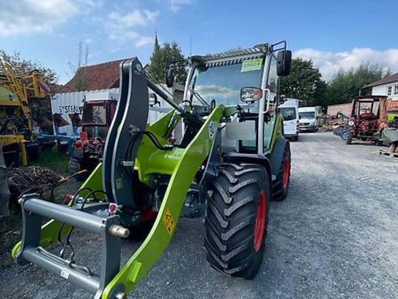 Radlader van het type CLAAS Torion 535, Neumaschine in Gillersheim (Foto 1)