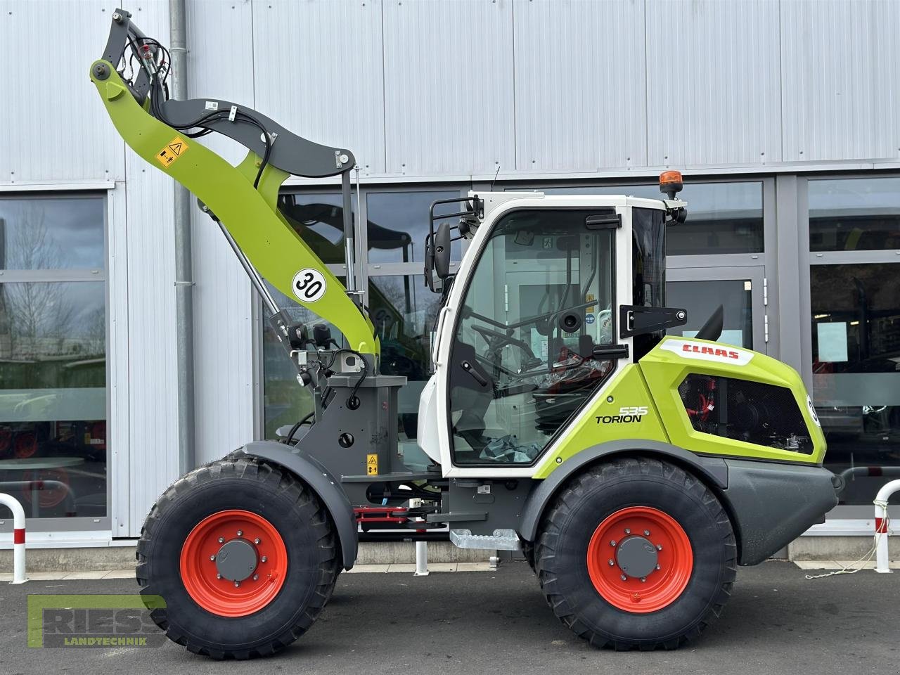 Radlader typu CLAAS TORION 535, Neumaschine w Homberg (Ohm) - Maulbach (Zdjęcie 9)