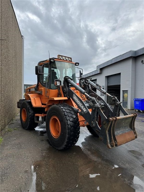 Radlader от тип Doosan DL 200, Gebrauchtmaschine в Viborg (Снимка 2)