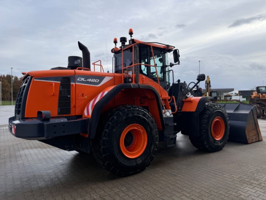 Radlader typu Doosan DL 420-5, Gebrauchtmaschine v Oud Gastel (Obrázok 3)