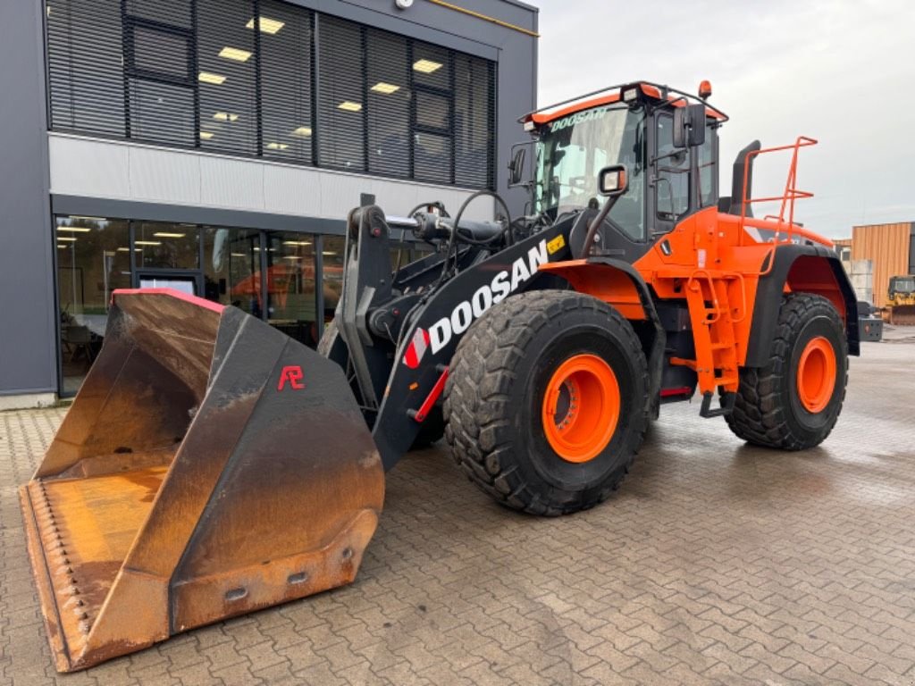 Radlader typu Doosan DL 420-5, Gebrauchtmaschine v Oud Gastel (Obrázek 1)