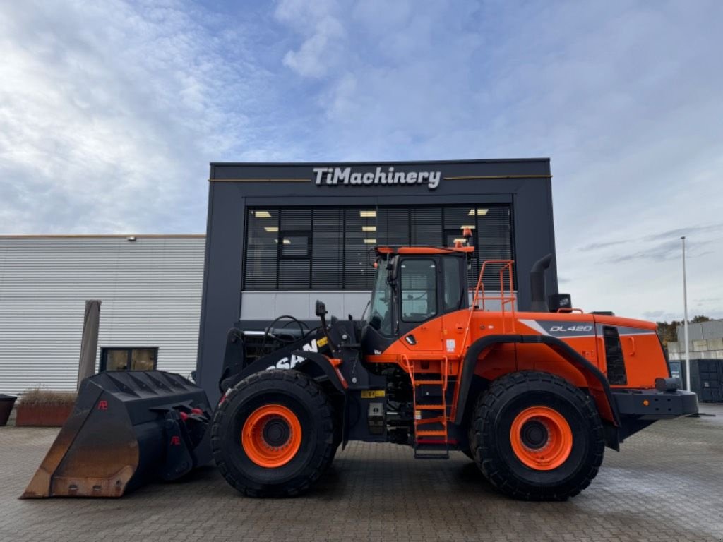 Radlader typu Doosan DL 420-5, Gebrauchtmaschine v Oud Gastel (Obrázek 2)