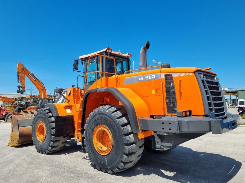 Radlader typu Doosan DL 550-3, Gebrauchtmaschine v Gabersdorf (Obrázek 3)