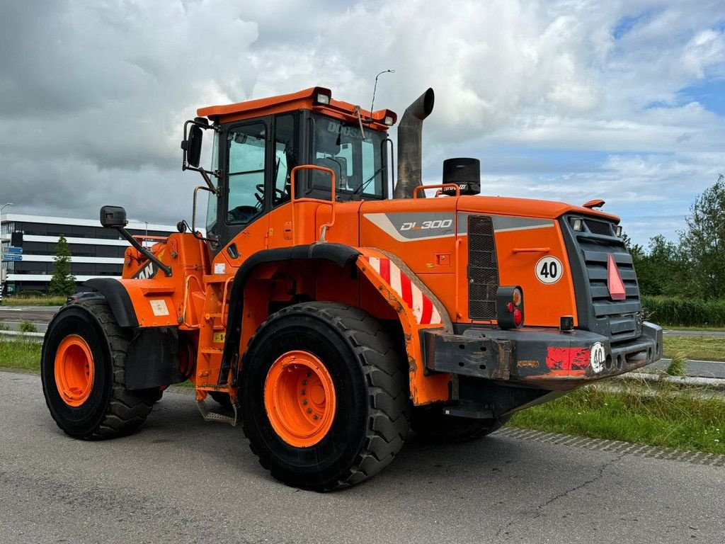 Radlader of the type Doosan DL300-5, Gebrauchtmaschine in Velddriel (Picture 3)