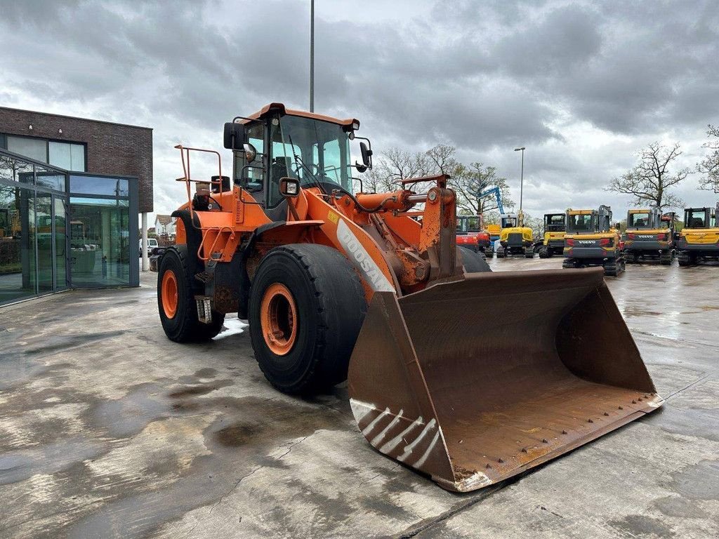 Radlader του τύπου Doosan DL420, Gebrauchtmaschine σε Antwerpen (Φωτογραφία 3)