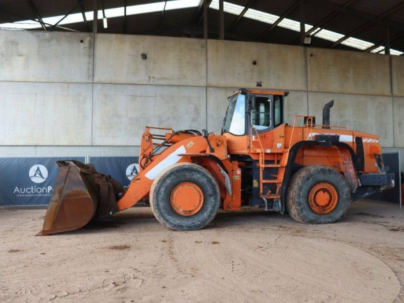 Radlader des Typs Doosan DL500, Gebrauchtmaschine in Antwerpen (Bild 1)