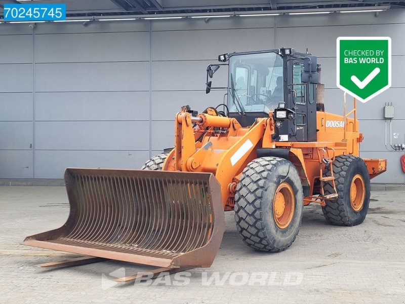 Radlader of the type Doosan MG250 -3 INCL JIB, Gebrauchtmaschine in Veghel (Picture 1)