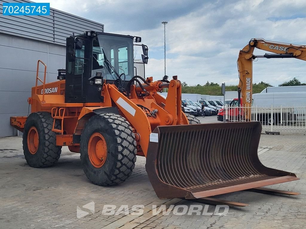 Radlader van het type Doosan MG250 -3 INCL JIB, Gebrauchtmaschine in Veghel (Foto 11)