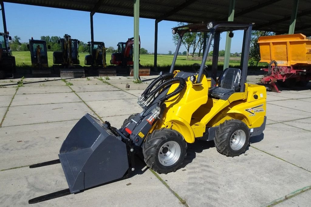 Radlader of the type Eurotrac T11 Telescooplader, Neumaschine in Losdorp (Picture 1)