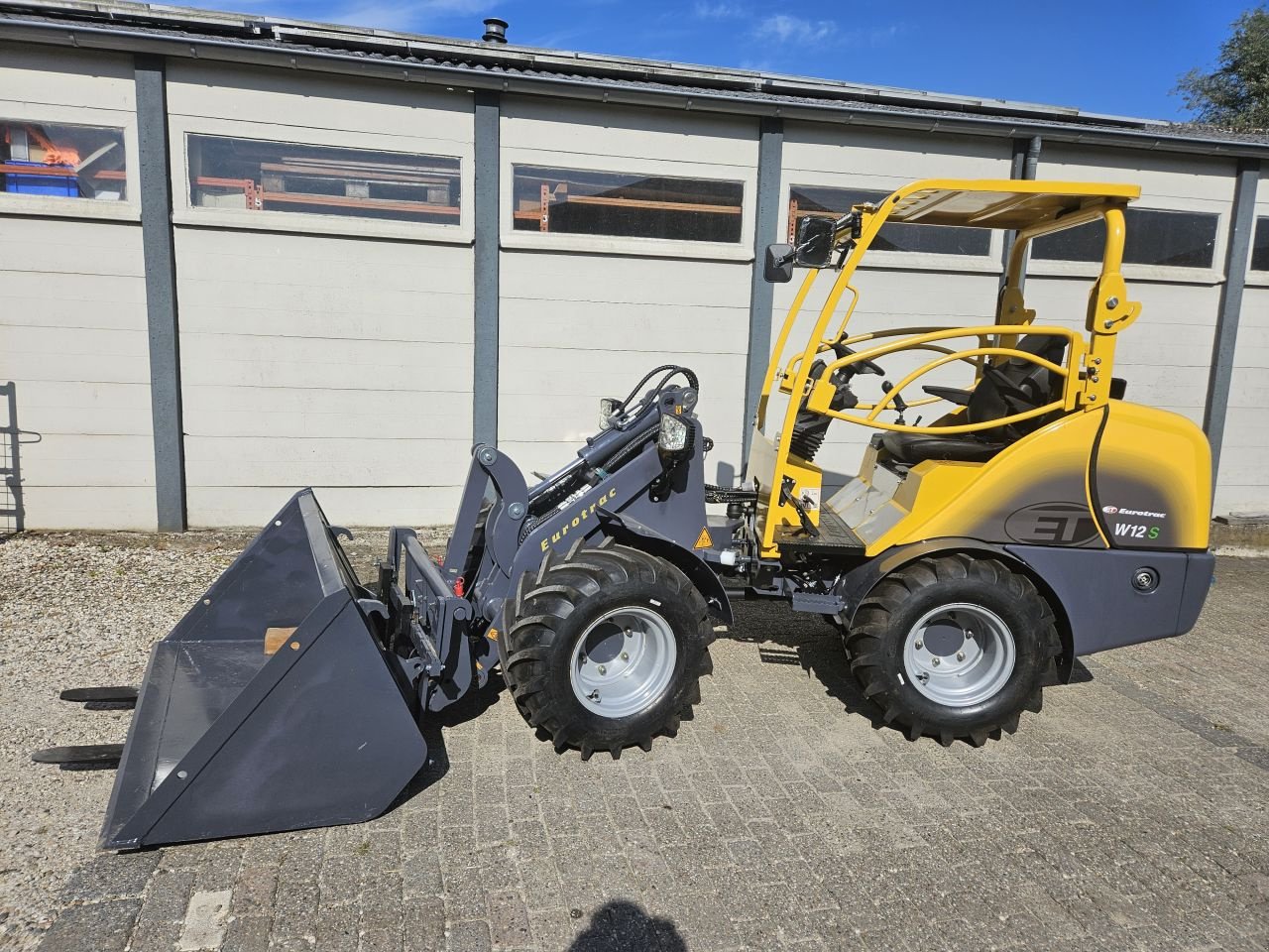 Radlader of the type Eurotrac W12-S, Neumaschine in ZEGVELD (Picture 5)