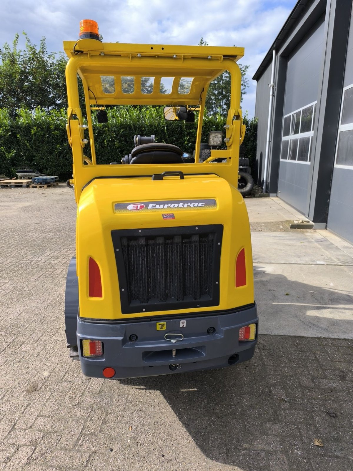 Radlader of the type Eurotrac W12S, Gebrauchtmaschine in Hardegarijp (Picture 7)