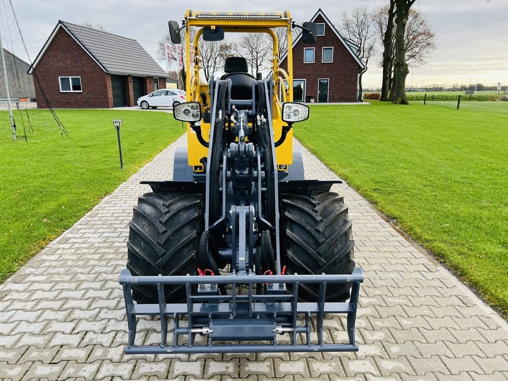 Radlader tipa Eurotrac W13-F, Neumaschine u Coevorden (Slika 2)