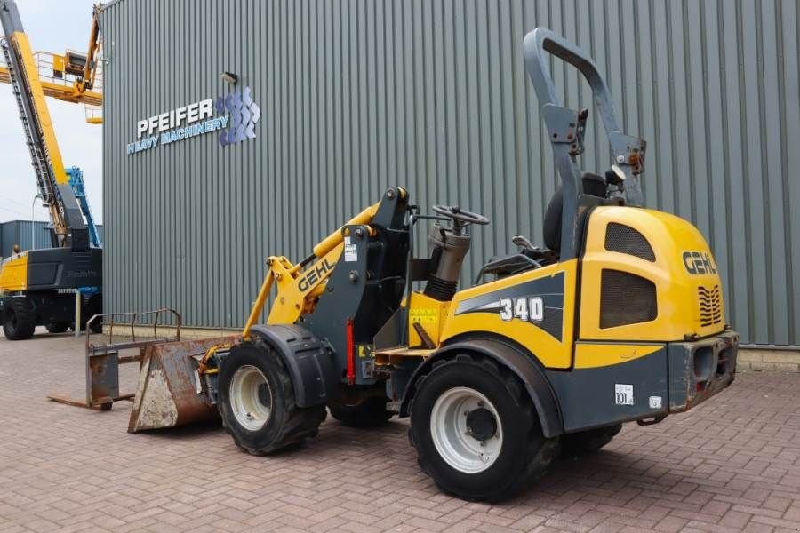 Radlader tipa Gehl AL340 Diesel, 4x4 Drive, Lift Height 2.86m, Lift C, Gebrauchtmaschine u Groenlo (Slika 9)