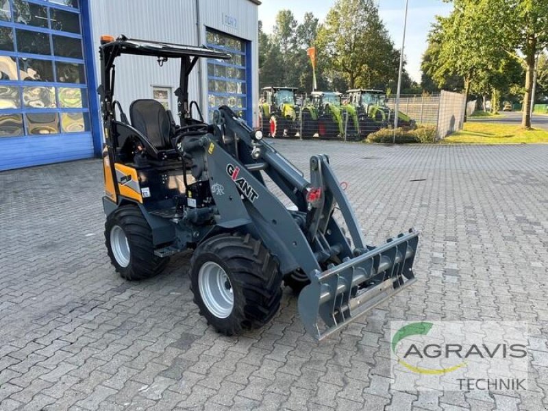 Radlader van het type GiANT G2200 HD, Gebrauchtmaschine in Meppen (Foto 13)