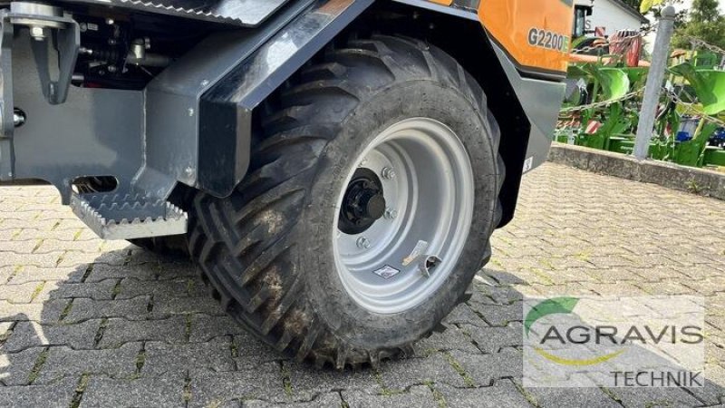 Radlader des Typs GiANT G2200E, Neumaschine in Melle-Wellingholzhausen (Bild 5)