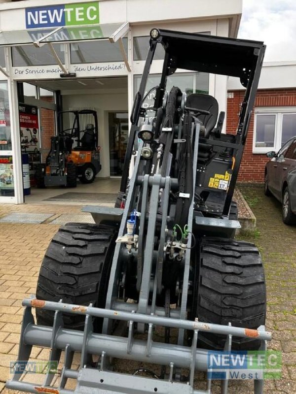 Radlader typu GiANT G2700 HD, Gebrauchtmaschine w Einbeck-Dassensen (Zdjęcie 4)