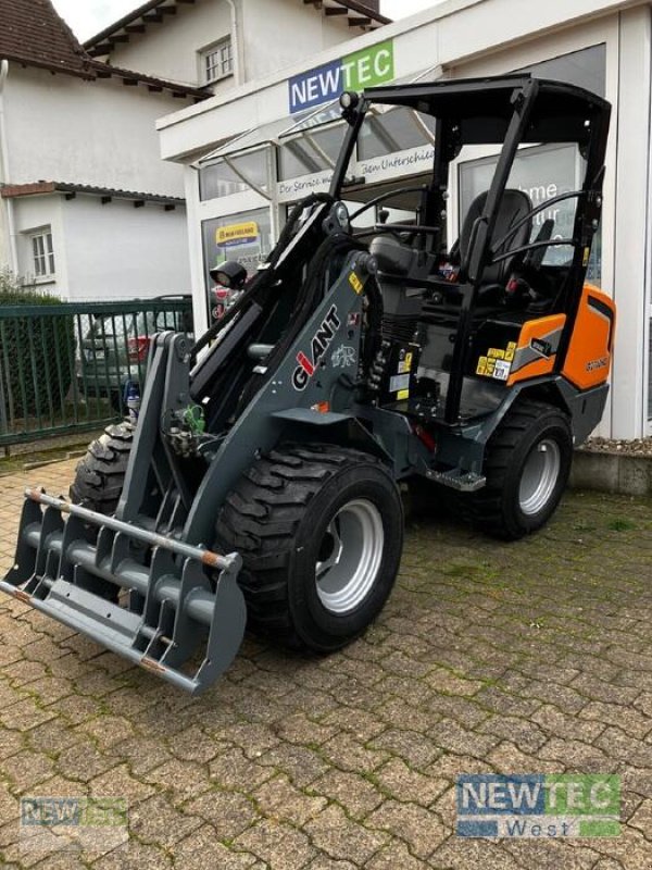 Radlader tip GiANT G2700 HD, Gebrauchtmaschine in Einbeck-Dassensen (Poză 1)