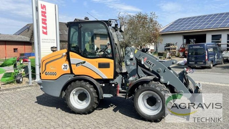 Radlader van het type GiANT G5000, Neumaschine in Melle-Wellingholzhausen (Foto 2)