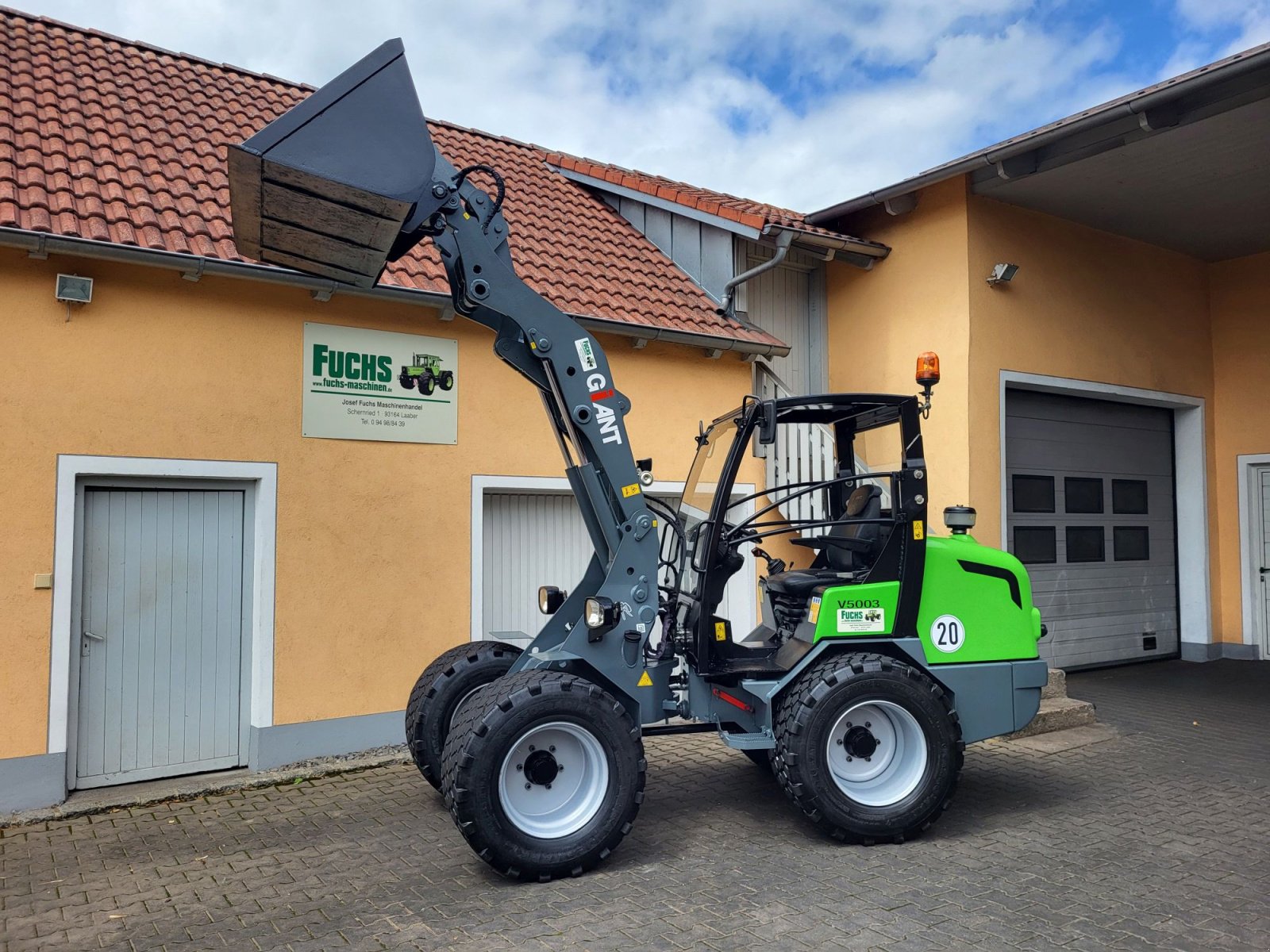 Radlader del tipo GiANT V5003 Radlader mit 2091 Bstd., Gebrauchtmaschine In Laaber (Immagine 5)