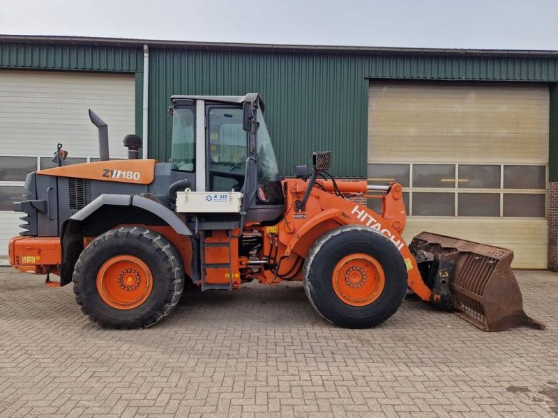 Radlader tipa Hitachi ZW 180, Gebrauchtmaschine u Goudriaan