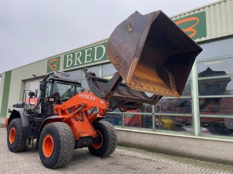 Radlader des Typs Hitachi ZW250-6, Gebrauchtmaschine in Roosendaal (Bild 9)