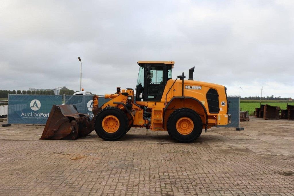 Radlader del tipo Hyundai HL955, Gebrauchtmaschine en Antwerpen (Imagen 2)