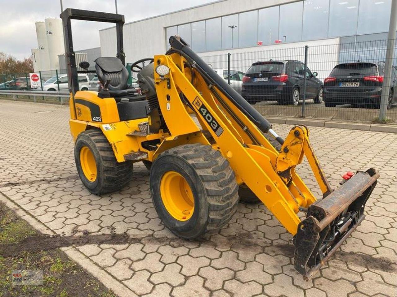 Radlader des Typs JCB 403 KOMPAKTRADLADER, HOFLADER, Gebrauchtmaschine in Oyten (Bild 3)