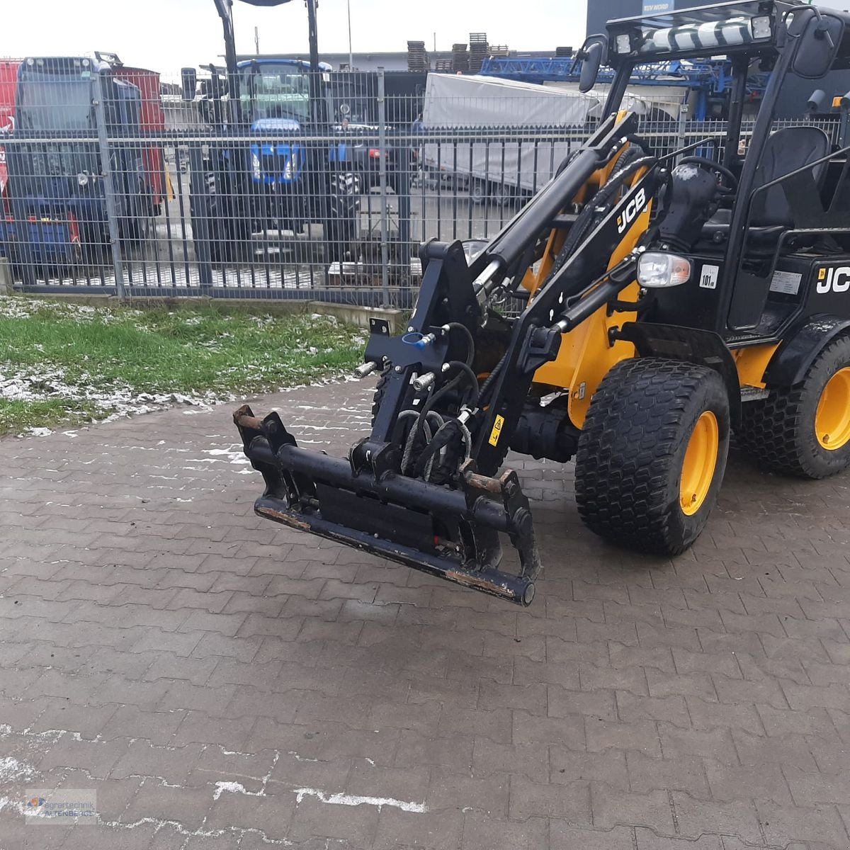 Radlader του τύπου JCB 403 Plus mit Fahrerschutzdach, Gebrauchtmaschine σε Altenberge (Φωτογραφία 3)