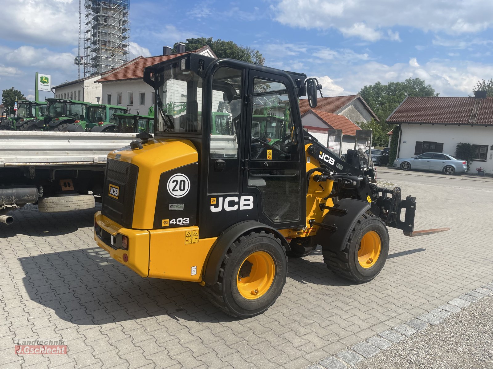 Radlader des Typs JCB 403 Smart Power, Gebrauchtmaschine in Mühldorf (Bild 8)