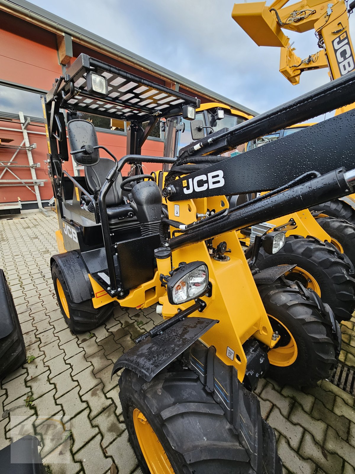 Radlader tipa JCB 403, Neumaschine u Hohenau (Slika 2)