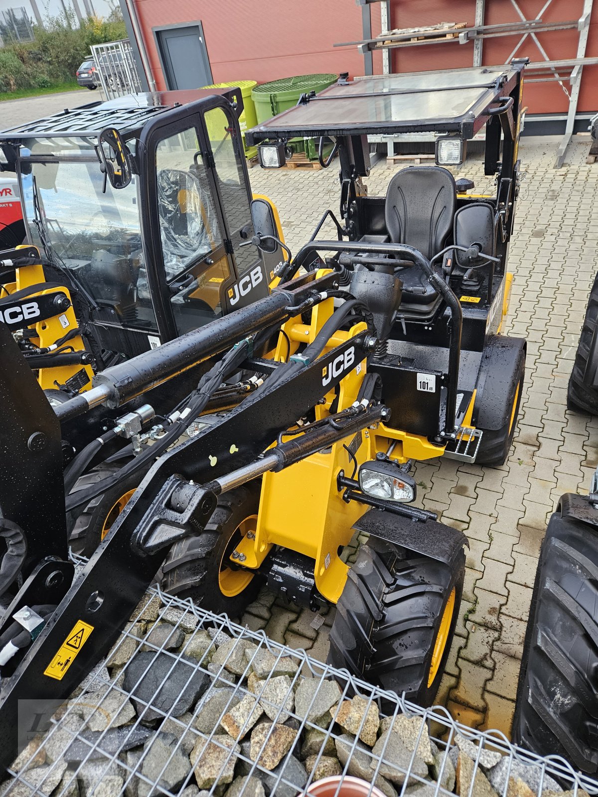 Radlader tipa JCB 403, Neumaschine u Hohenau (Slika 3)