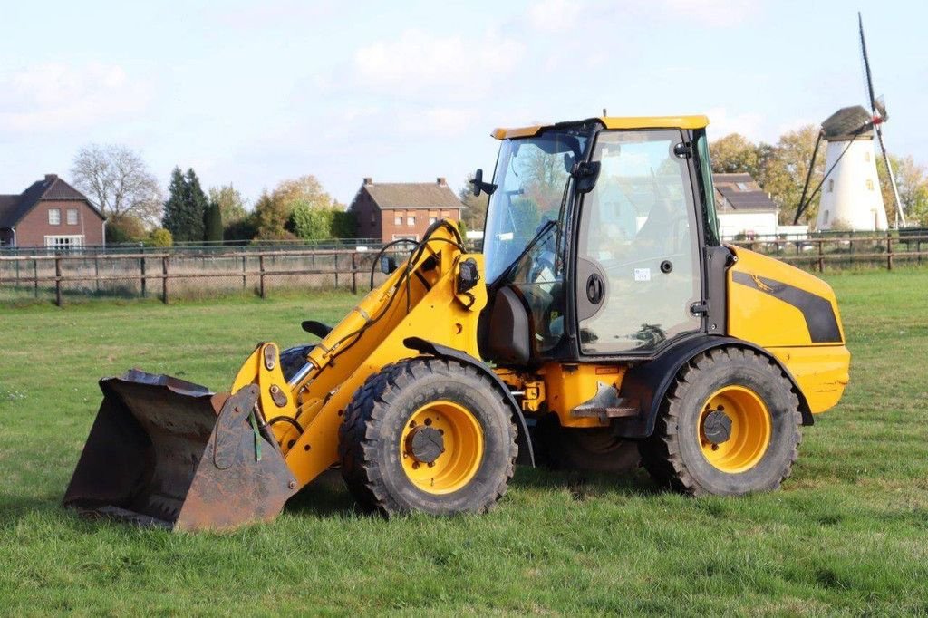 Radlader typu JCB 406, Gebrauchtmaschine w Antwerpen (Zdjęcie 10)