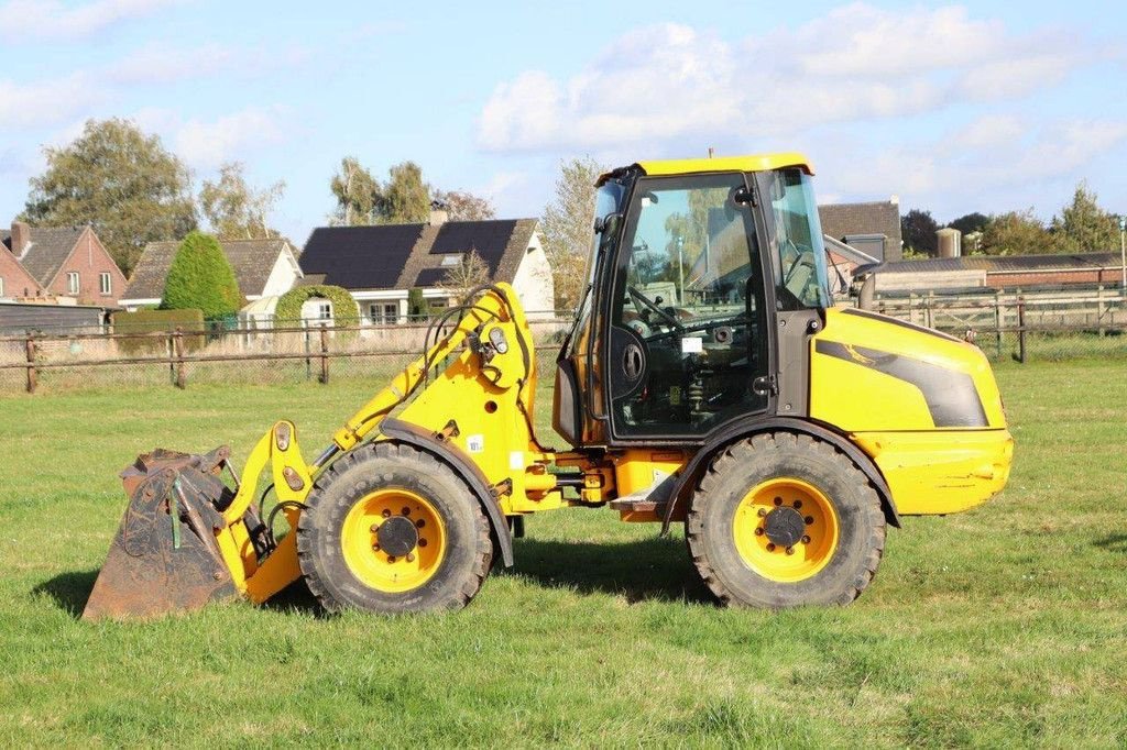 Radlader del tipo JCB 406, Gebrauchtmaschine In Antwerpen (Immagine 2)