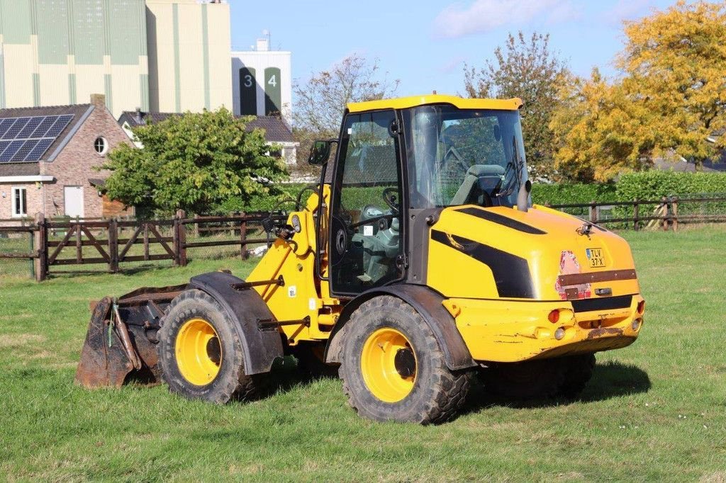 Radlader a típus JCB 406, Gebrauchtmaschine ekkor: Antwerpen (Kép 3)