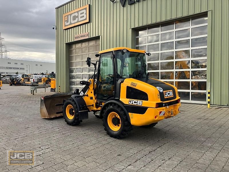 Radlader of the type JCB 406, Gebrauchtmaschine in Frechen (Picture 2)