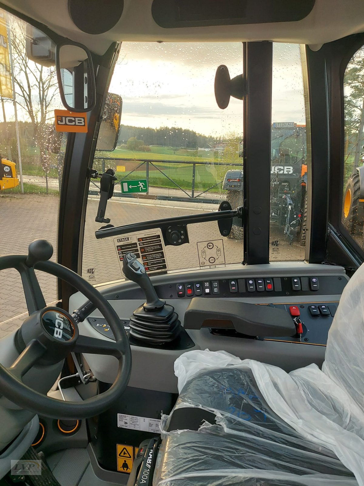 Radlader of the type JCB 407 Agri, Neumaschine in Pegnitz (Picture 10)