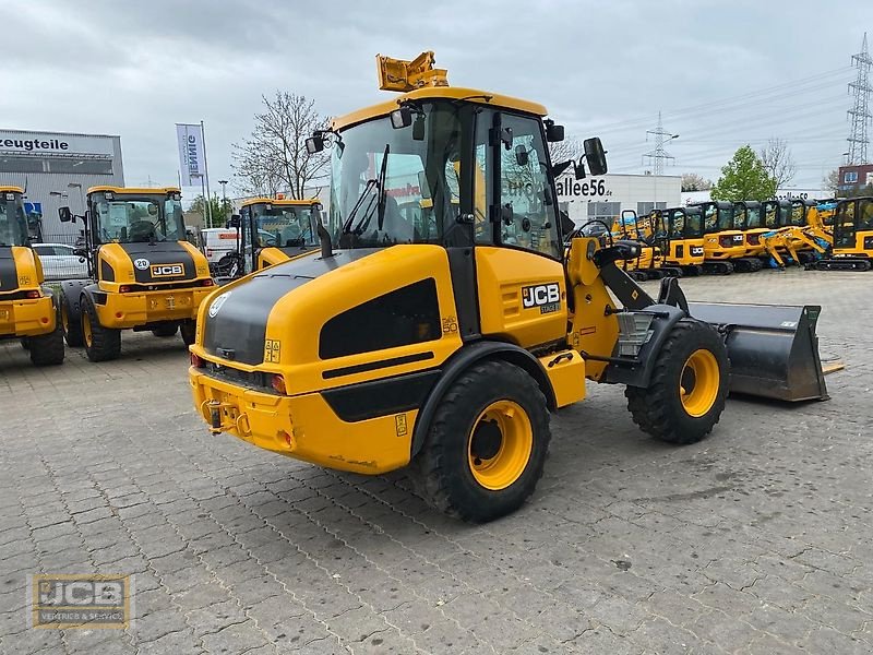 Radlader typu JCB 407 Kompaktlader, Gebrauchtmaschine w Frechen (Zdjęcie 4)