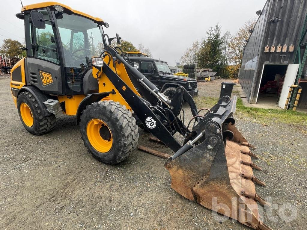 Radlader Türe ait JCB 407 T4, Gebrauchtmaschine içinde Düsseldorf (resim 2)