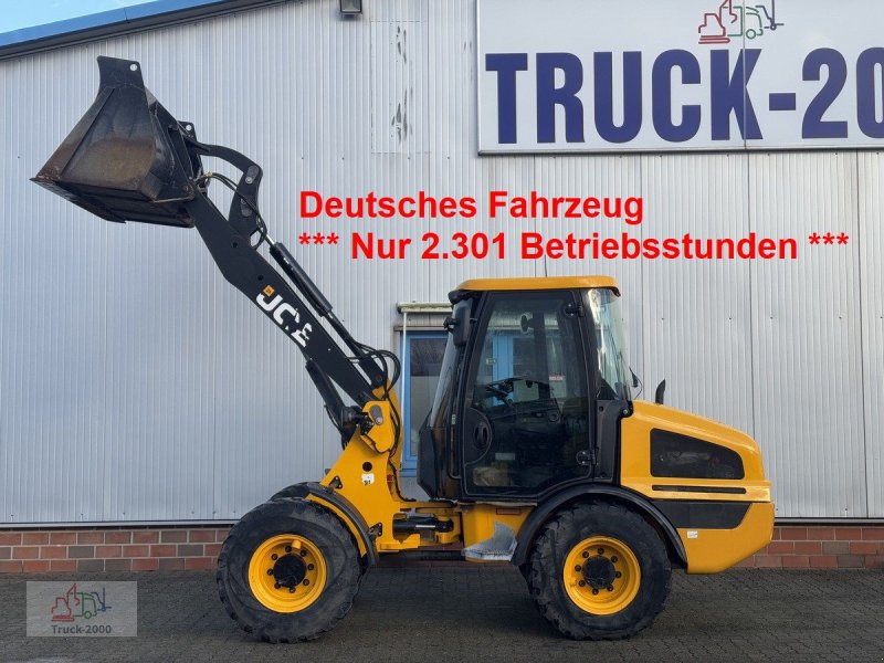 Radlader typu JCB 407, Gebrauchtmaschine v Sottrum