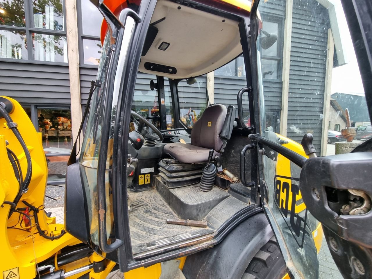 Radlader typu JCB 407, Gebrauchtmaschine w Lunteren (Zdjęcie 10)