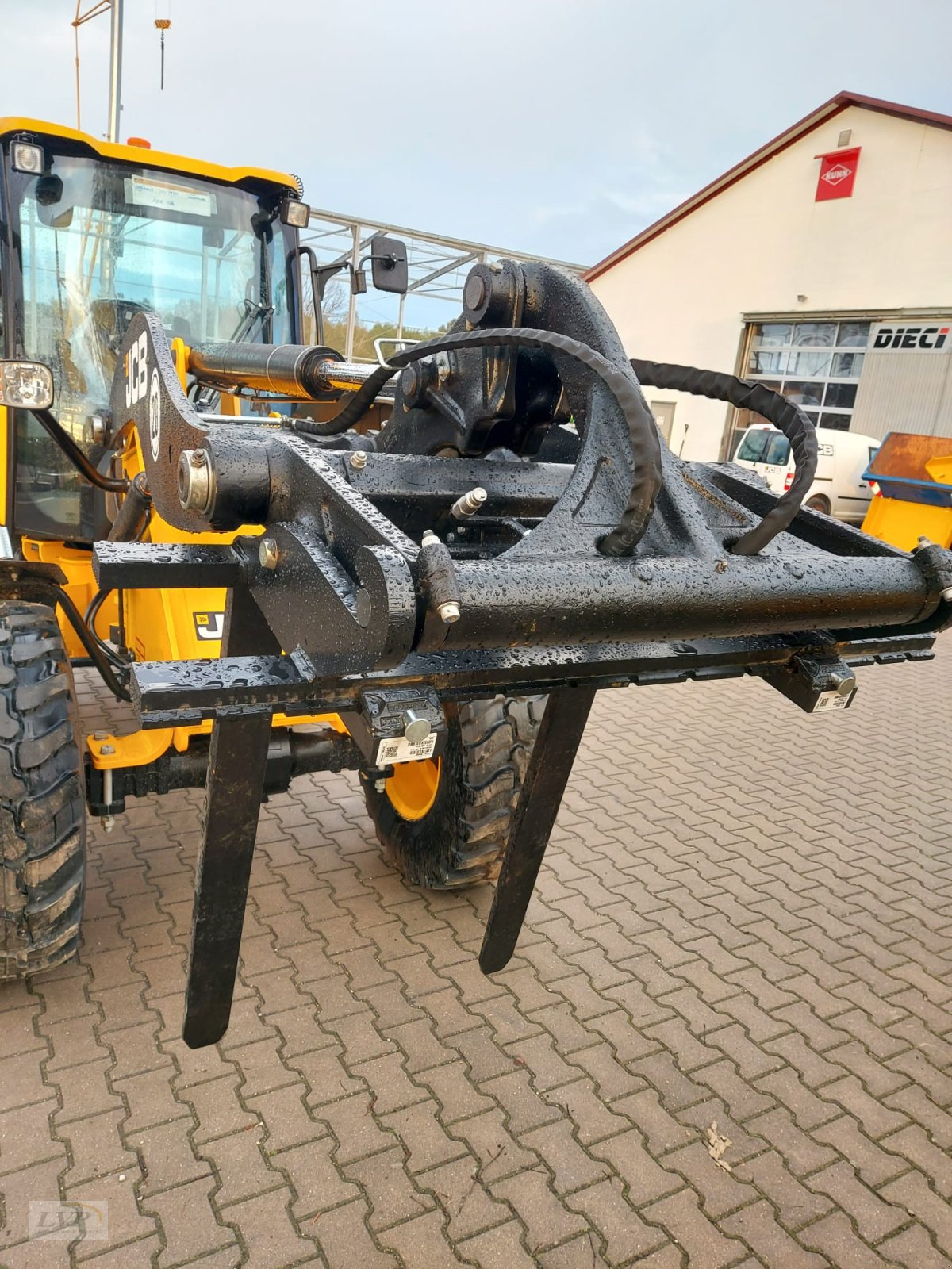 Radlader del tipo JCB 409 Agri, Neumaschine In Pegnitz (Immagine 6)