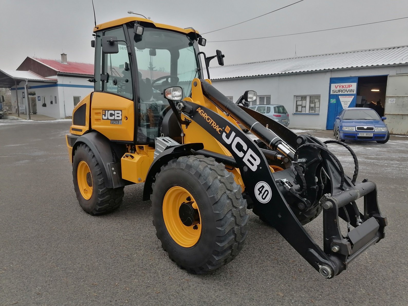 Radlader Türe ait JCB 409, Gebrauchtmaschine içinde Roudnice nad Labem (resim 4)