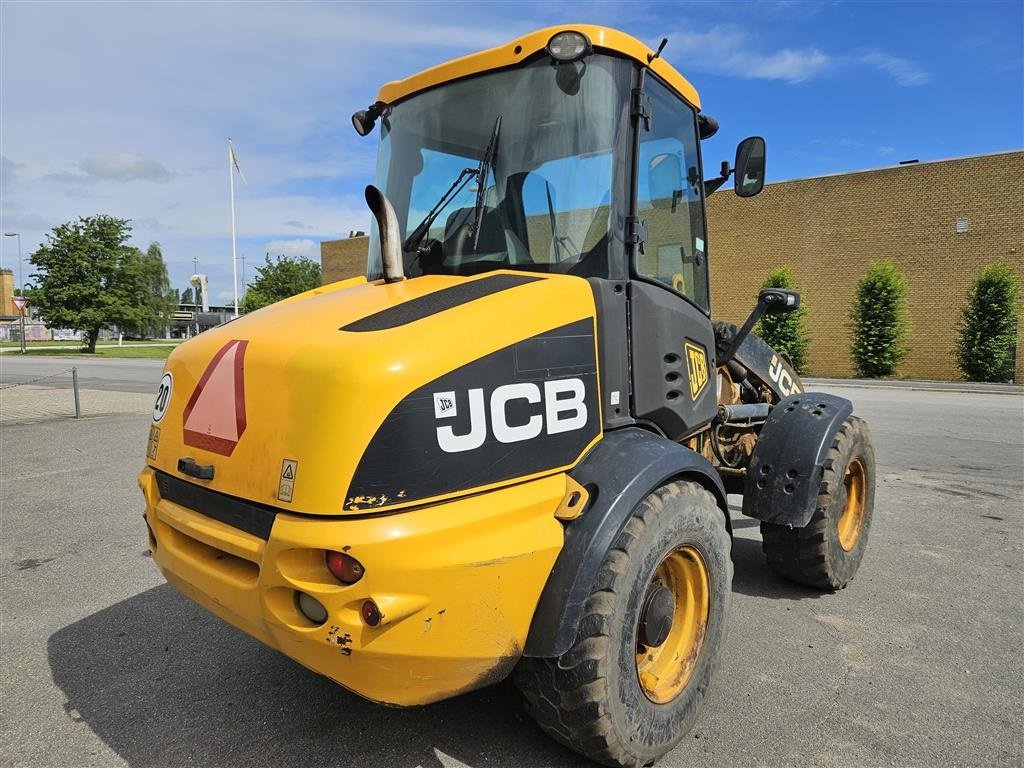 Radlader типа JCB 409, Gebrauchtmaschine в Nykøbing Falster (Фотография 6)