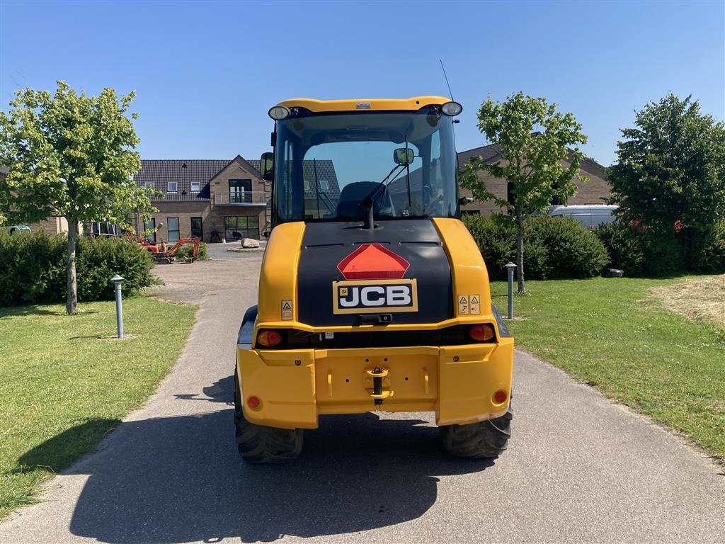 Radlader del tipo JCB 409, Gebrauchtmaschine In Horsens (Immagine 2)