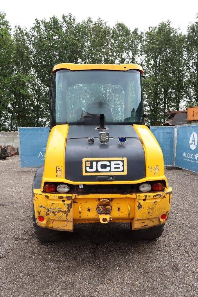 Radlader des Typs JCB 409, Gebrauchtmaschine in Antwerpen (Bild 5)