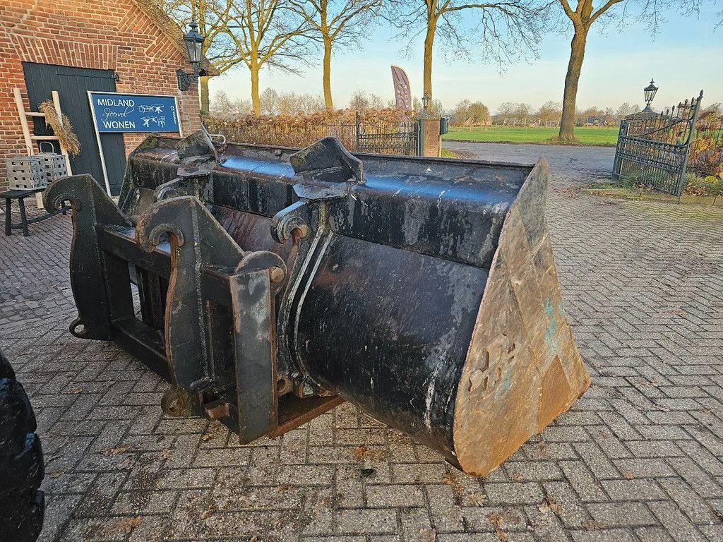 Radlader van het type JCB 410 loader 8100 uur bak en lepels shovel, Gebrauchtmaschine in Scherpenzeel (Foto 9)